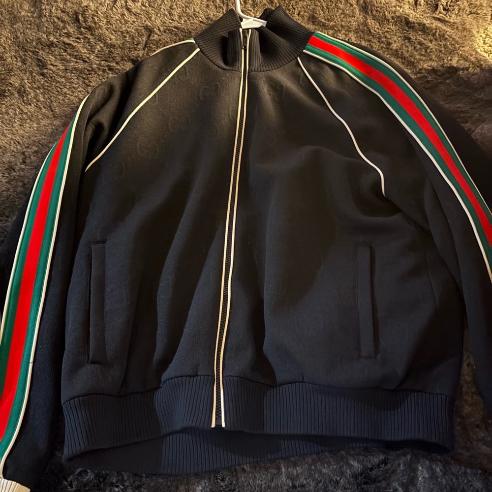 gucci tracksuit sweater only